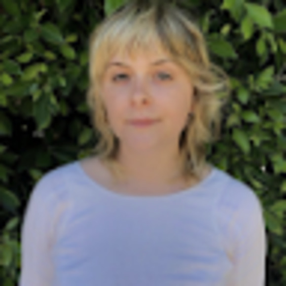 Meet your Posher, Kayla - Picture 1 of 1